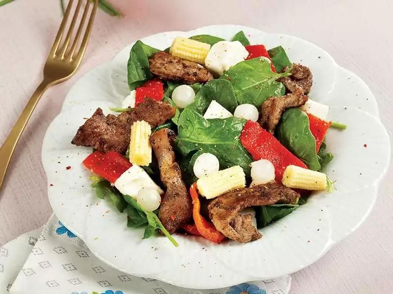 etli peynirli ıspanak salatası