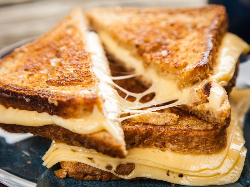 Mükemmel Tost İçin Bayat Ekmekleri Değerlendirme Yöntemi