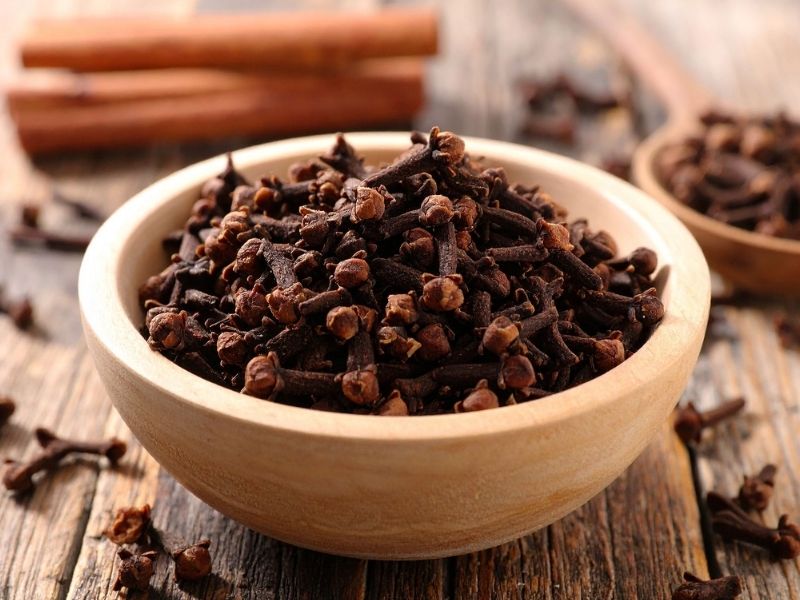 Tatlı-Sert Denge: Tarçın Ve Karanfilin Büyüsü