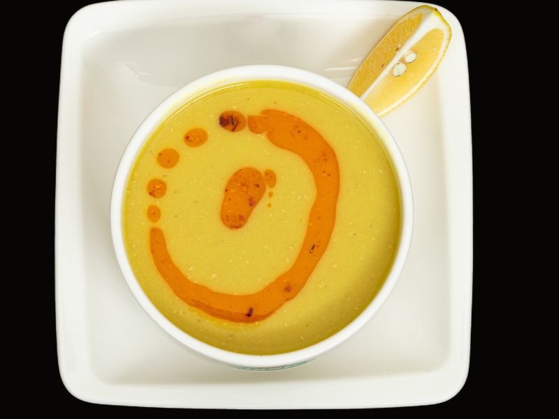 Süzme Mercimek Çorbası