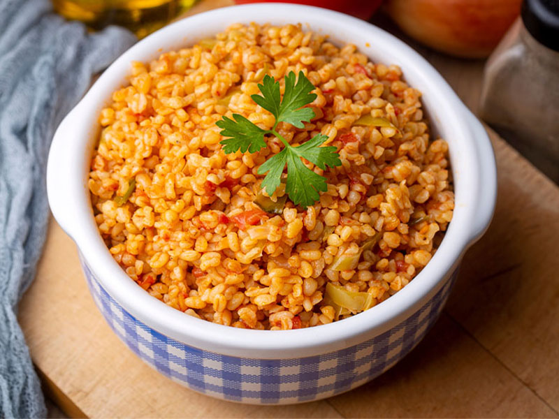 Bulgur pilavı Yanına Mercimek Çorbası
