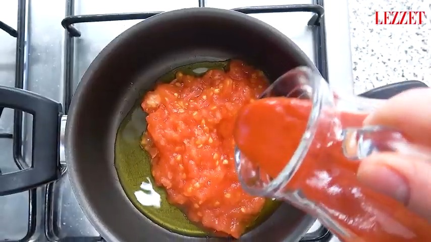zeytinyağında kavrulmuş domates