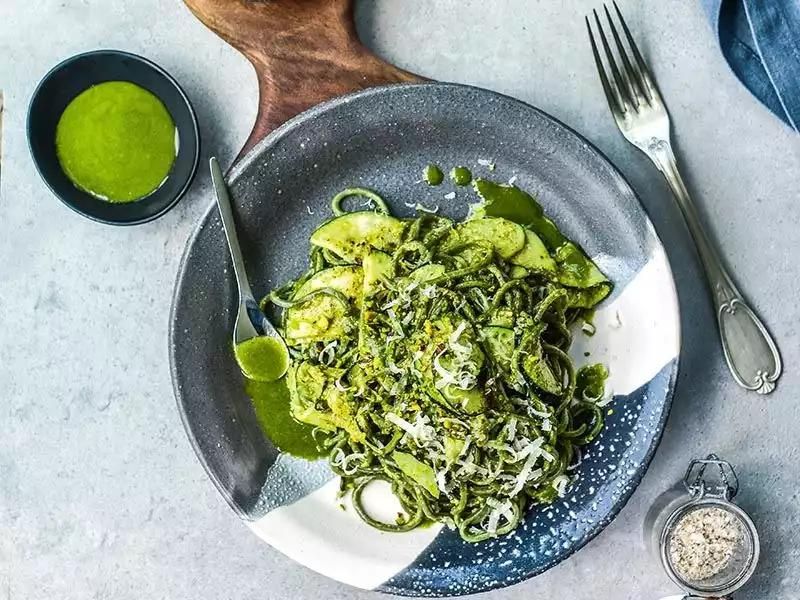 pesto soslu spagetti