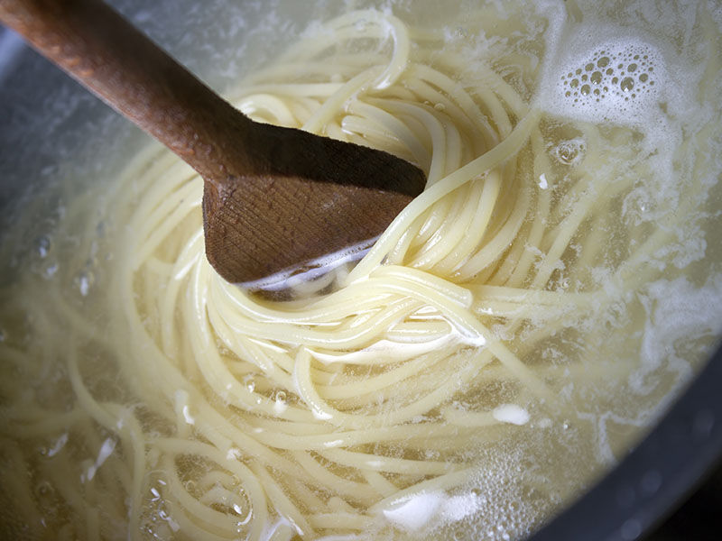 Makarnayı tam kıvamında süzün