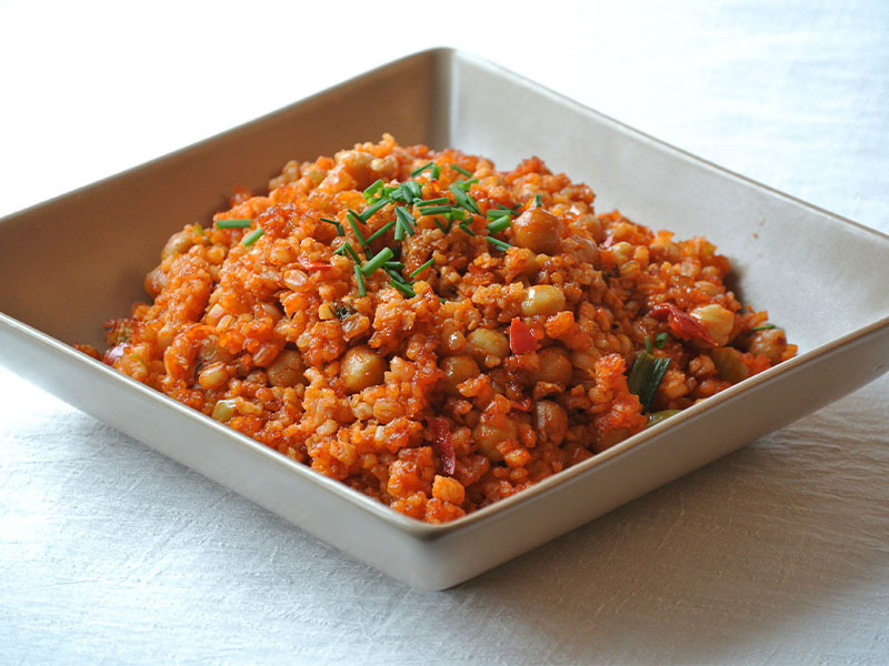 Domatesli Bulgur Pilavı