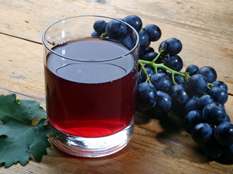 Üzüm Suyu Hazırlığı