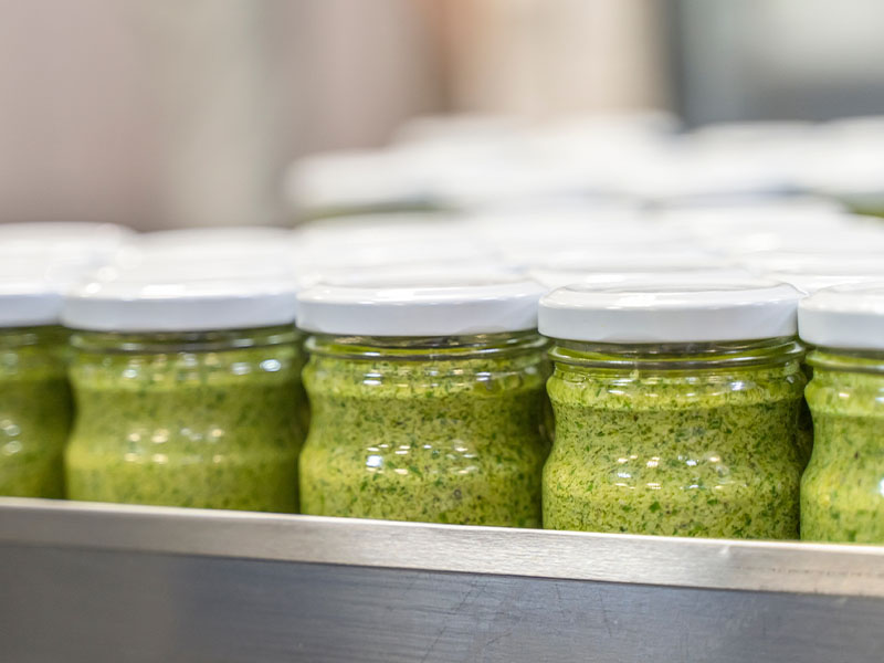 Her zaman temiz bir kaşık/silmik kullanın & etiketleyin