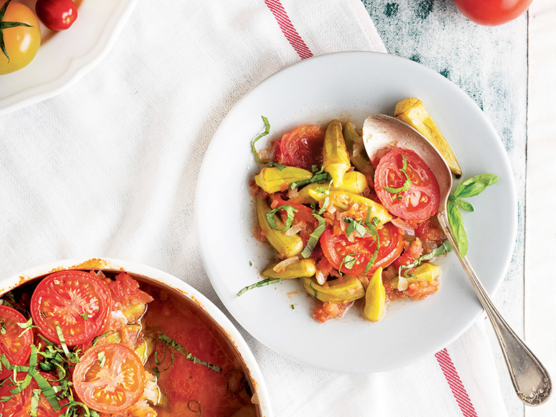 Fırında Bol Domatesli Bamya