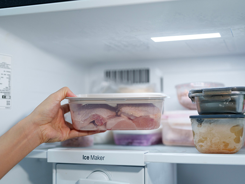 Buzdolabının Alt Rafında Saklayın