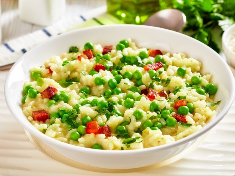 Venedik Usulü Bezelyeli Ve Naneli Risotto (Risi e Bisi)
