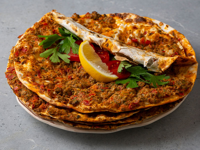 Lahmacun Hamuru İçin Malzemeler