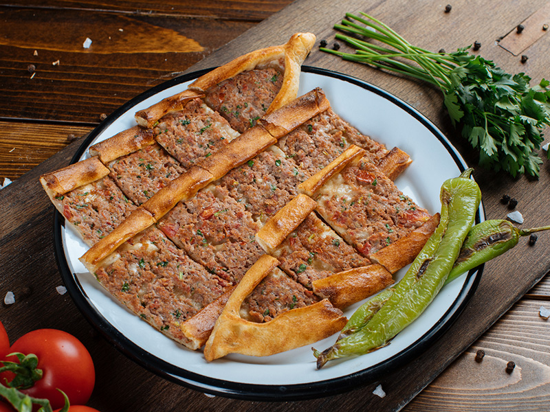 Kıymalı Pide