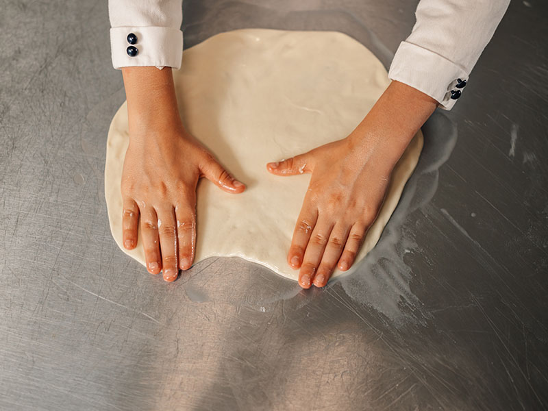 İnce ve esnek bir harç hazırlayın