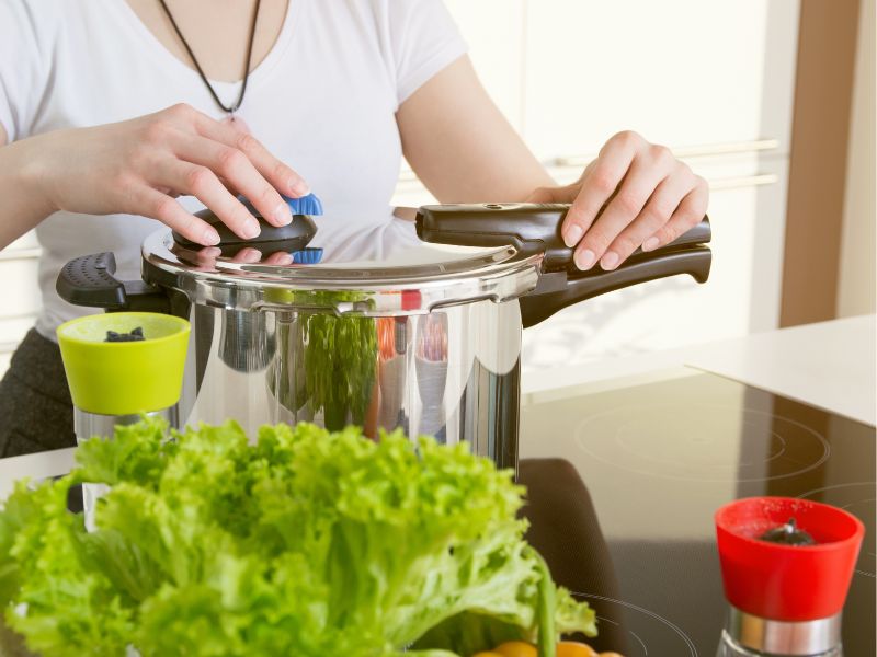 Düdüğü yerine takın