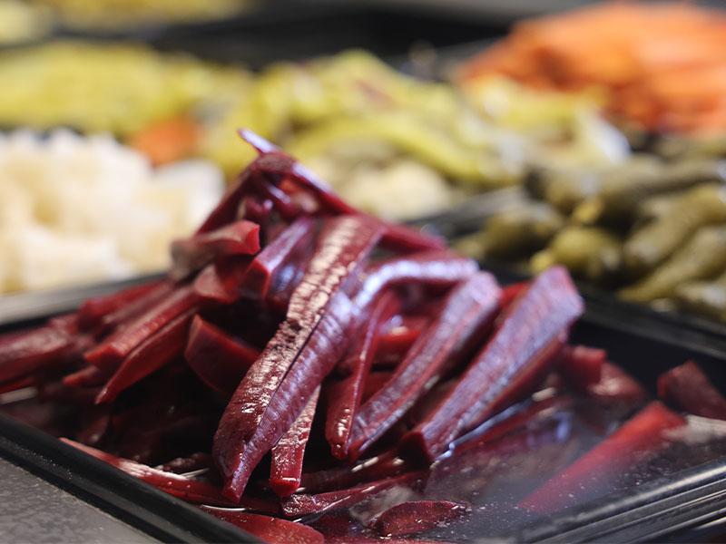 Rafine tuz, turşunun kısa zamanda yumuşamasına neden olur