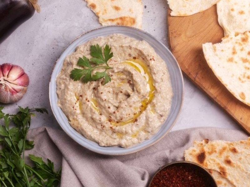 Közlenmiş Patlıcan Mezesi Tarifi