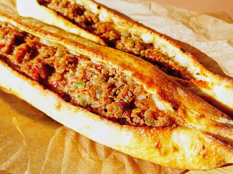 Kıymalı Pide