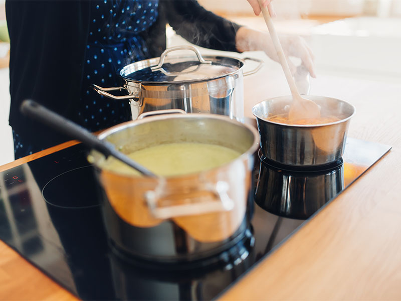 Kremalı veya unlu dokunuşlar