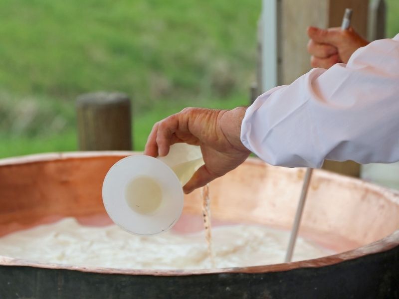 Kare Kesim Hilesi Ve Tülbentle Süzme Aşaması 