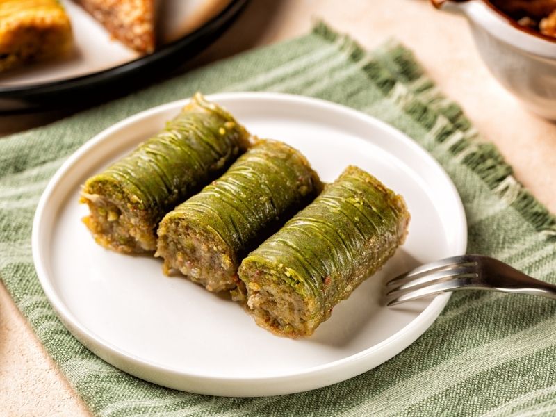 Fıstıklı Sarma