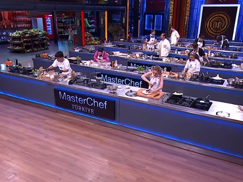 Altı Yarışmacı İkinci Etaba Yükseldi