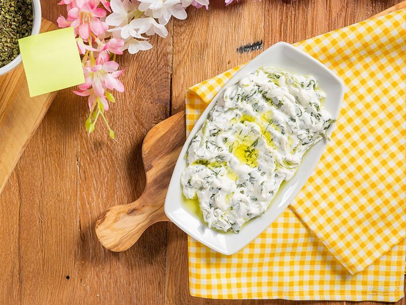 Yoğurtlu Kabak Salatası