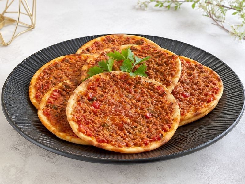 Cevizli Mini Lahmacun Tarifi