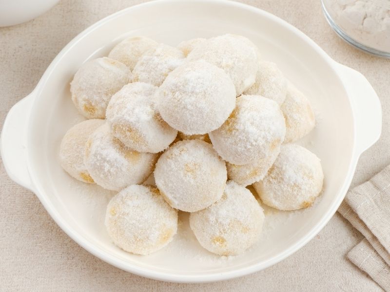 Alaçatı Kurabiyesinin Ana Karakteri: Sakız