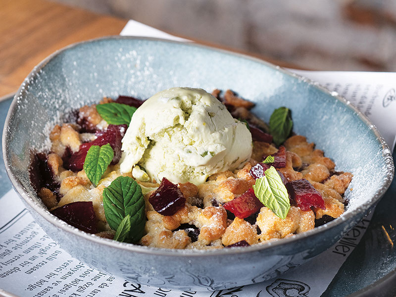 ayvalı üzümlü cramble