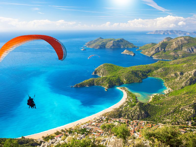 Ölüdeniz'de yamaç paraşütü