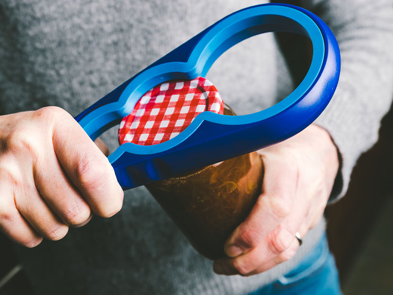 Kavanozun Altını Sıcak Bezle Sarmak