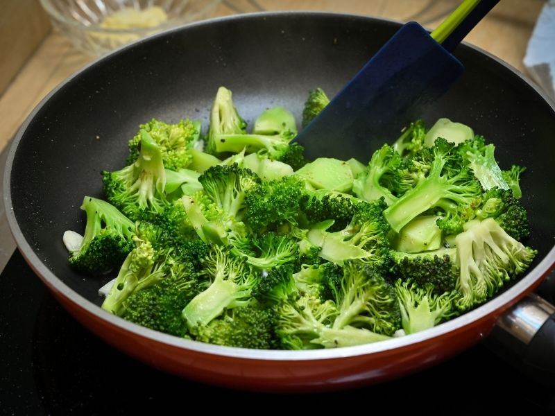 brokoli sote
