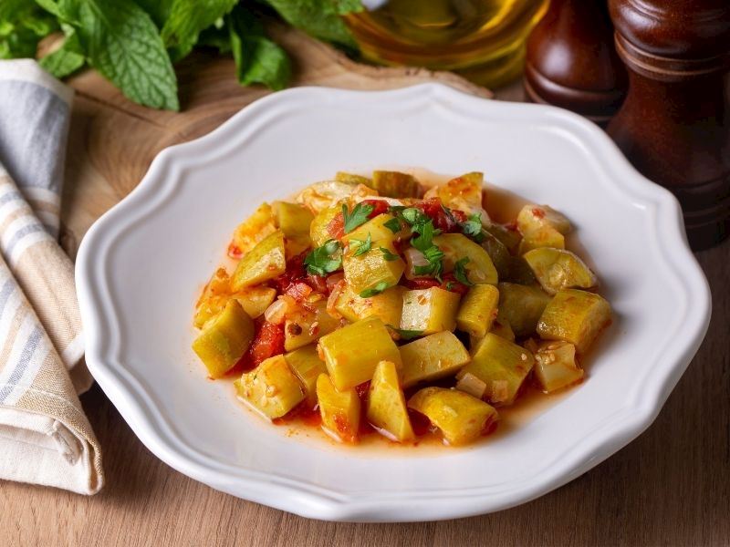 Zeytinyağlı Kabak Yemeği Tarifi