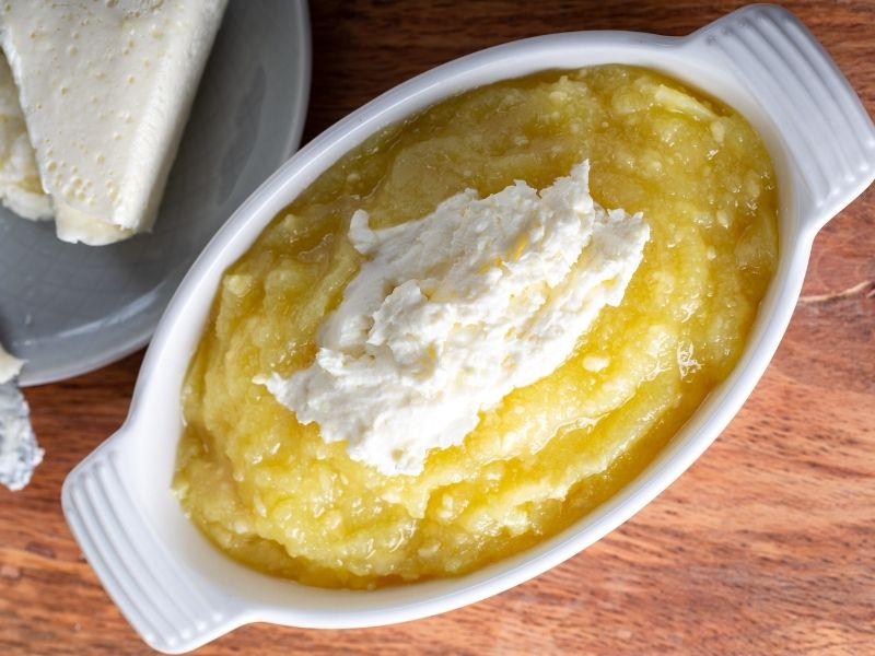 Tatlının Kalbi: Taze Ve Tuzsuz Peynirin Hazırlığı