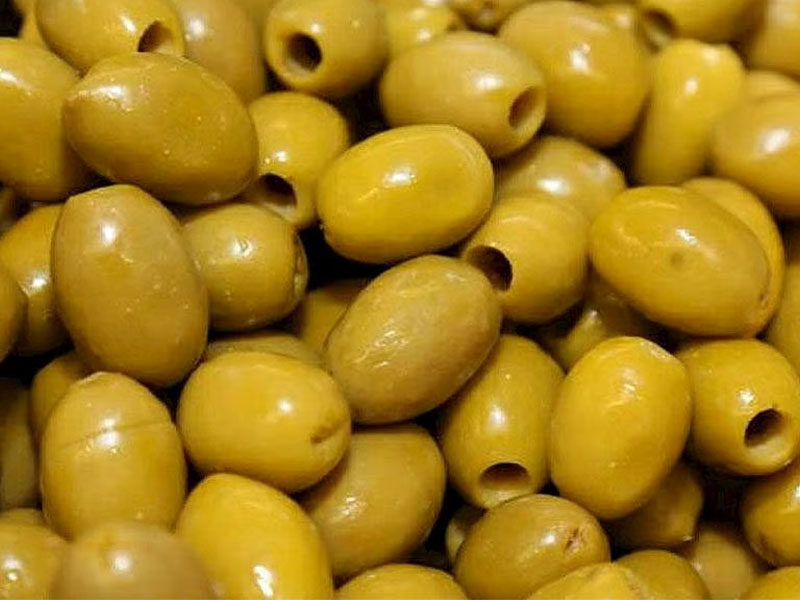 Zeytinlerin Salamuraya Alınması