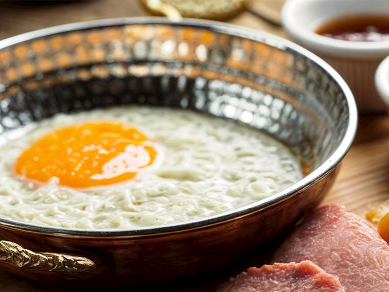 Tereyağında Sahanda Yumurta