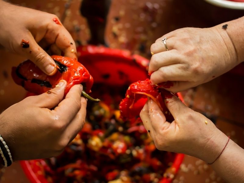 Biberin Lezzeti Ve İsli Aroması İçinde Kalıyor