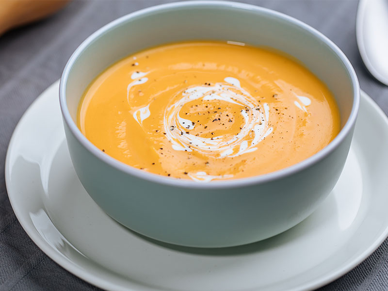 Balkabağı çorbasına zerdeçal konur mu?