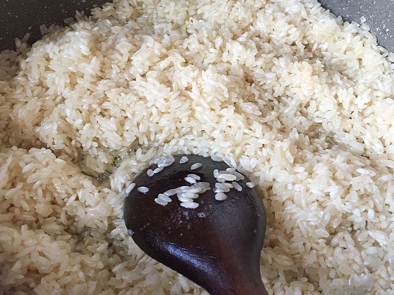 Tuzsuz garnitürle servis edin