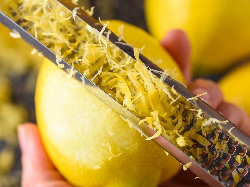 Krema Ve Ferah Limon Aromasının Dengesi