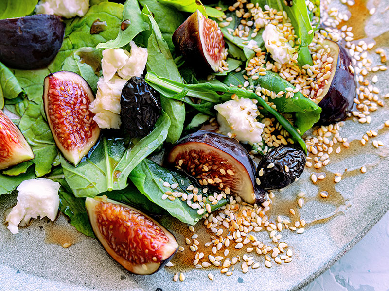 Taze İncirli Keçi Peynirli Salata