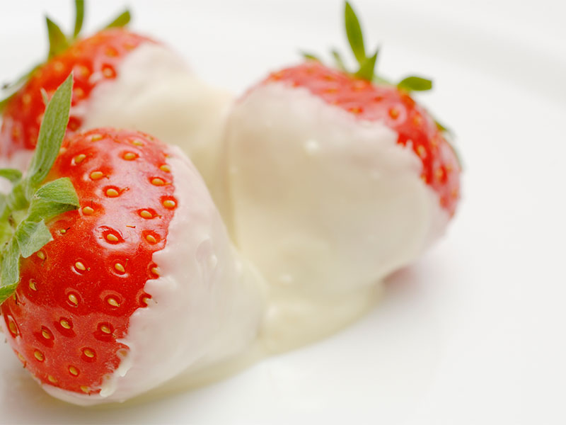 Çilek + Beyaz Çikolata