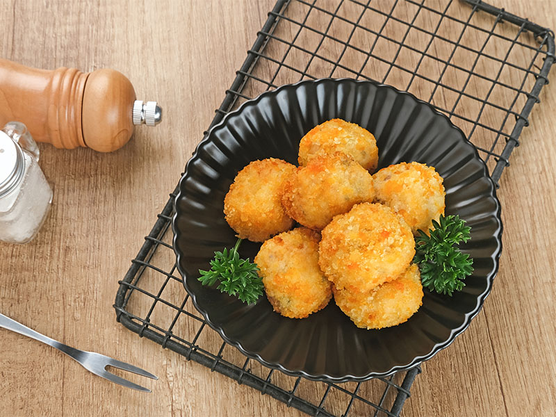 Patatesli Galeta Unlu Köfte (Fırında)