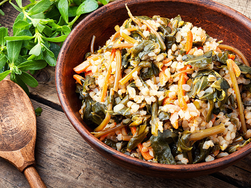 semizotlu bulgur pilavı