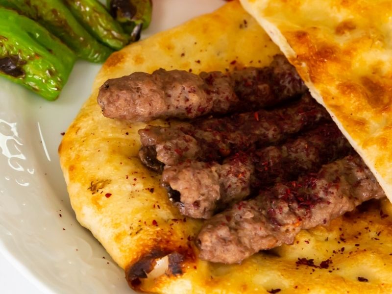 Alevsiz Kor Ateşte Pişirme Ve Pide Yağlama Adımı