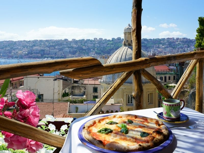Napoli – İtalya