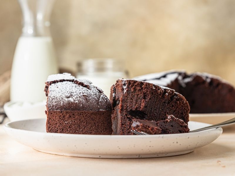 Unsuz Islak Kek (Un’suz Brownie Tadında)