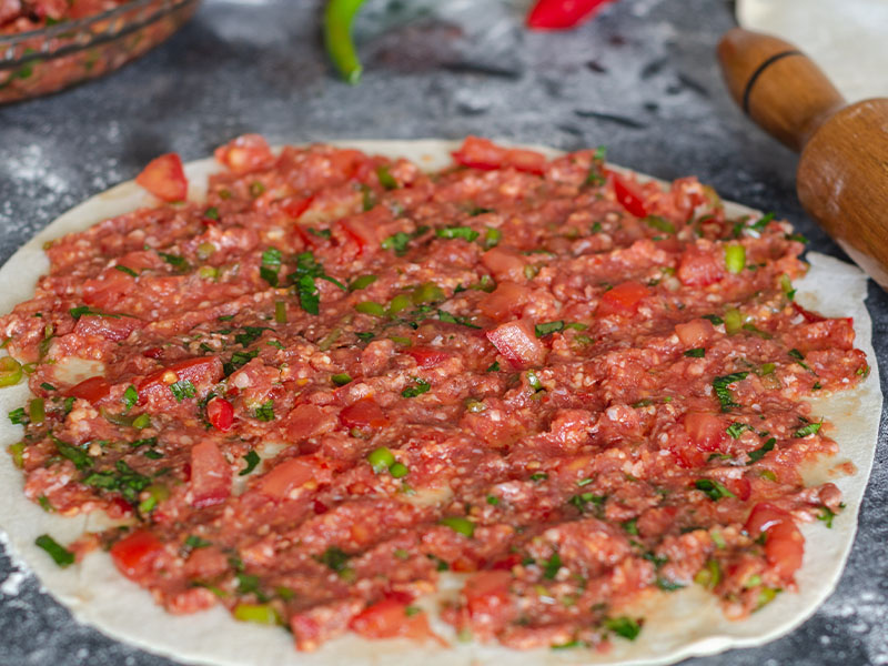 Lahmacunun Yanında Kullanılan Malzemeler
