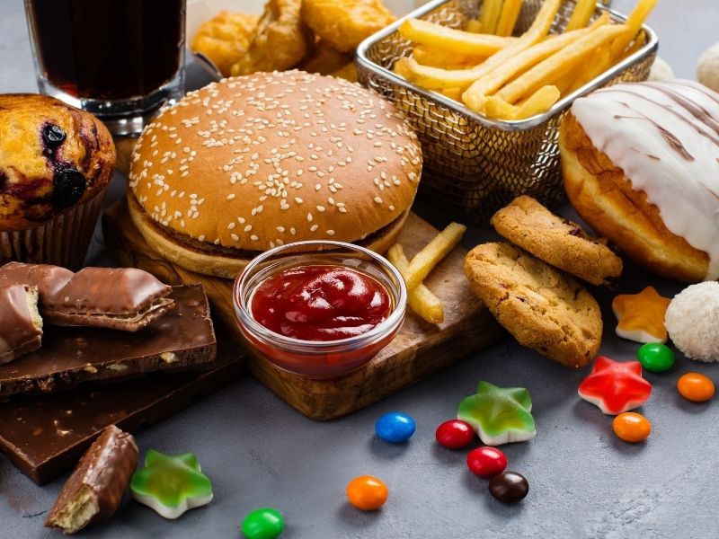 Aşırı Tuz İçeren İşlenmiş Gıdalar