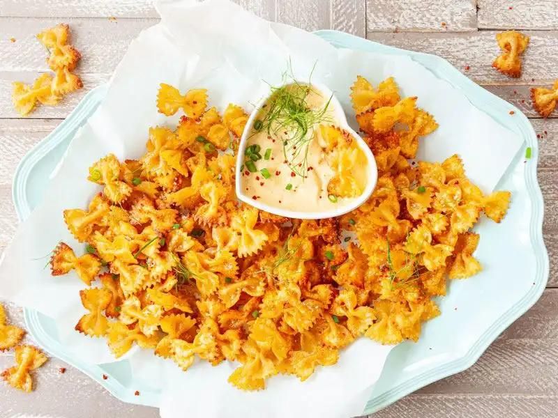 airfryer'da makarna cipsi